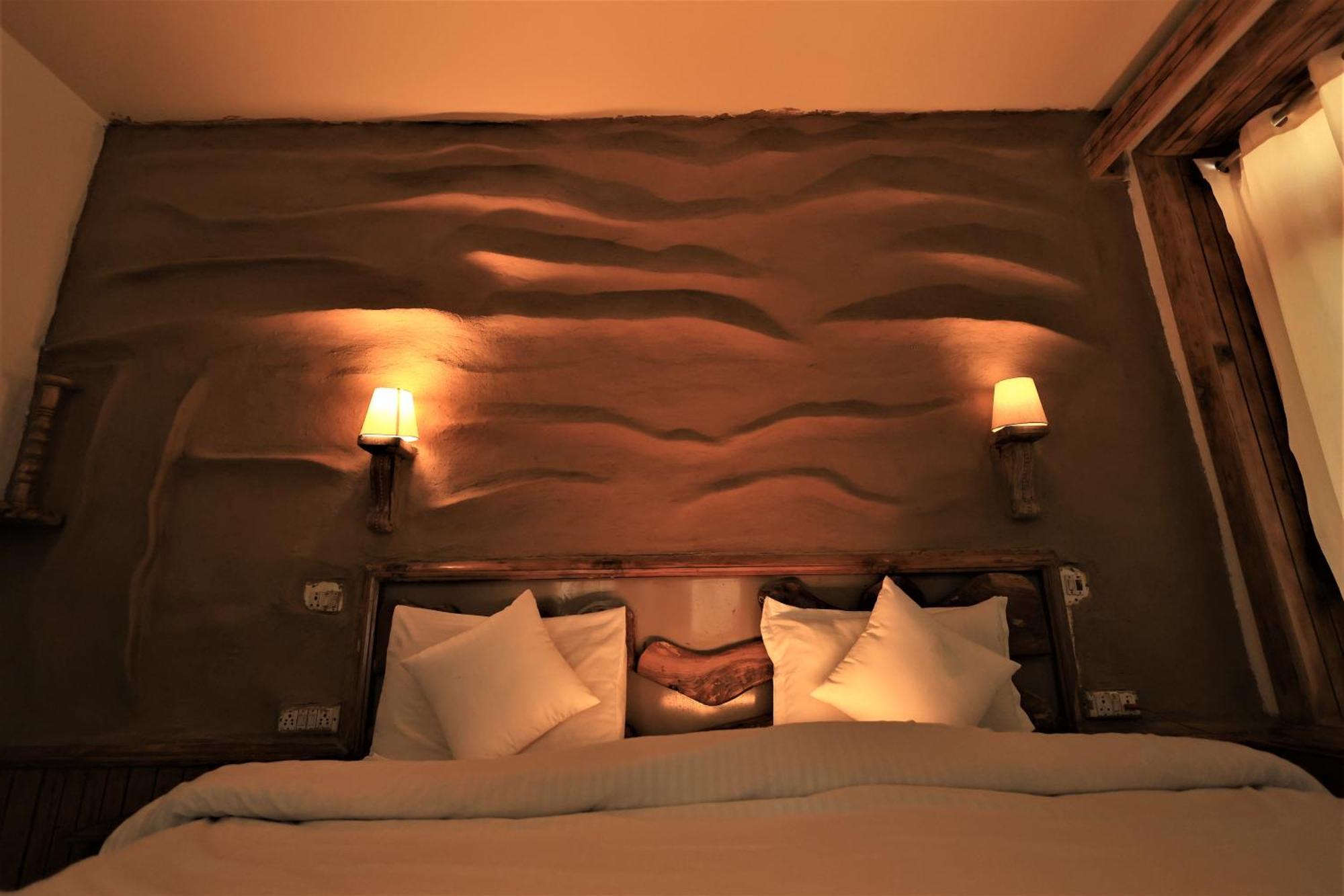 Beholden Stay And Cafe - A Luxury Boutique Hotel In Manali Manali (Himachal Pradesh) Exterior photo